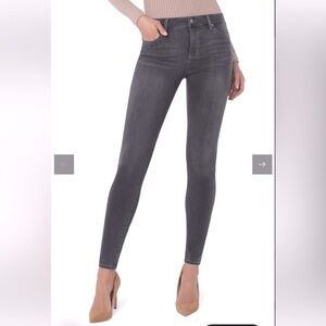 NWT Liverpool Los Ángeles Abby Skinny Silky Soft Jeans in Meteorite Wash